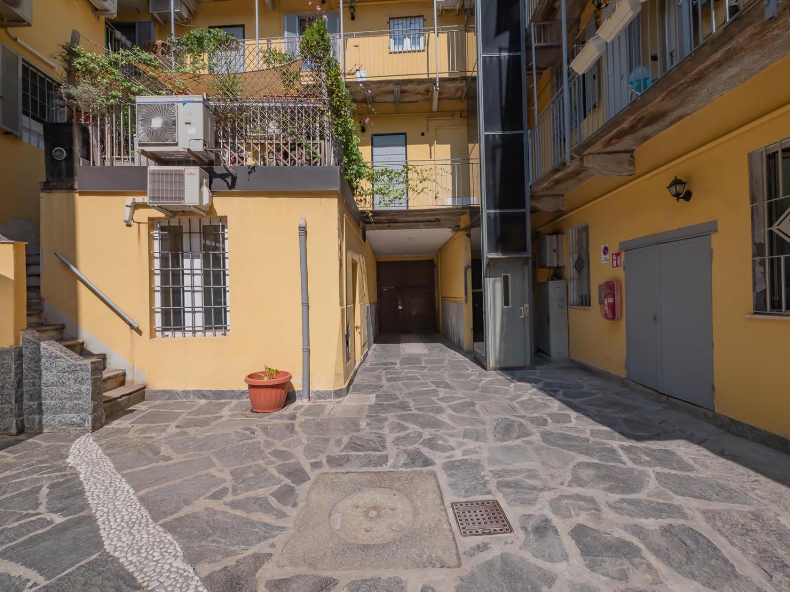 Canonica Attic Apartment Milan Luaran gambar